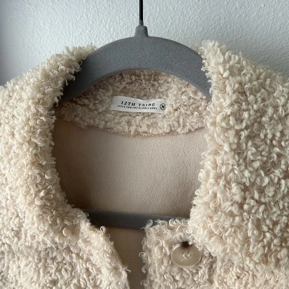 Shacket - Picture 2 of 4